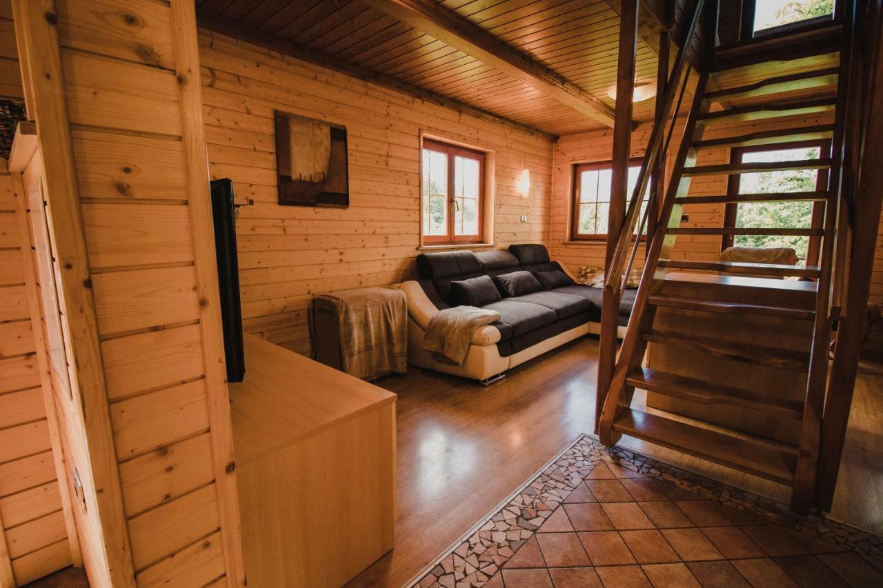 فيلا Pluznjeفي Lazec Country House المظهر الخارجي الصورة