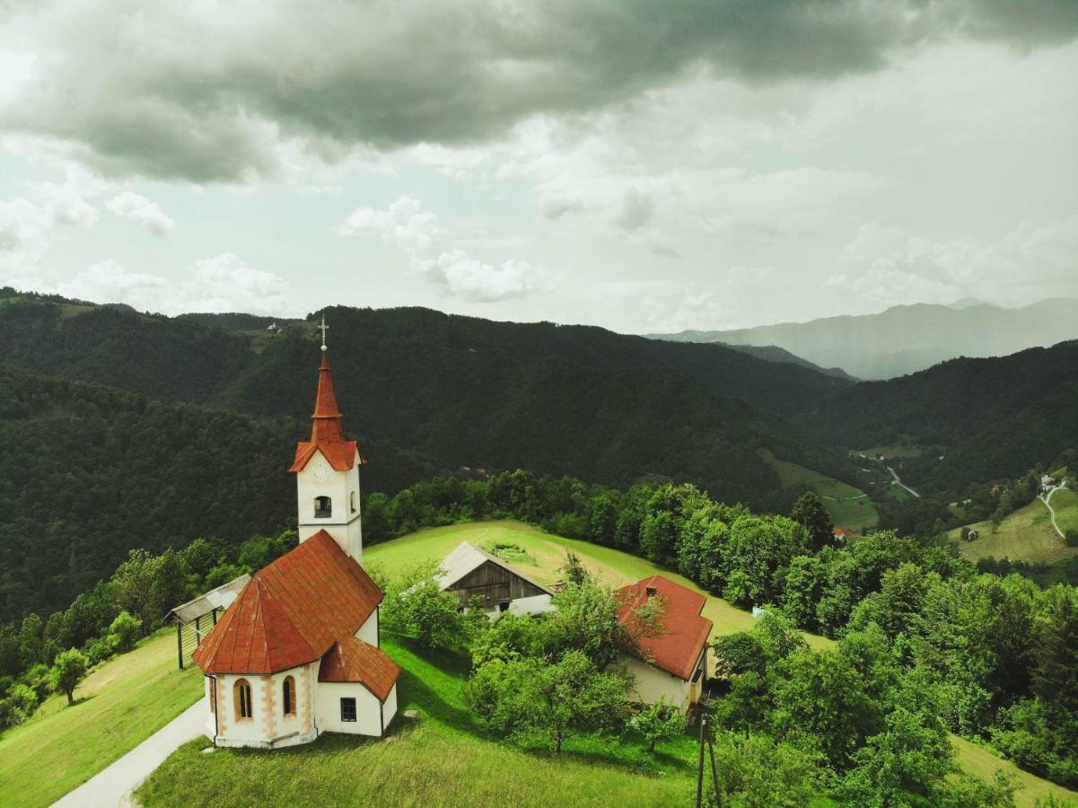 فيلا Pluznjeفي Lazec Country House المظهر الخارجي الصورة
